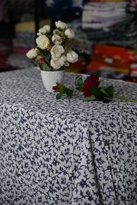 Mantel de Mesa Floral de Algodón Reutilizable, Ecológico, con Estampado de Bloques Moderno, Hecho a Mano en India, para Uso Doméstico - Product Image 5