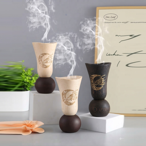 Ensemble de brûleurs d'encens en bois foncé, trio, avec des motifs de calligraphie de croissant de lune doré, magnifique décoration festive pour la maison - Product Image 1
