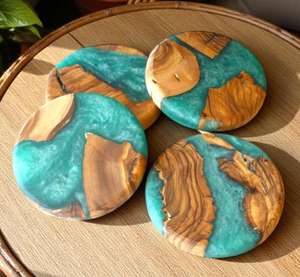 Sous-verres en résine écologiques faits à la main, peints à la main, couleur personnalisée, décoration moderne rustique pour la maison - Product Image 3