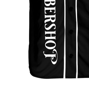Nueva llegada: Ropa de trabajo para barberos, camisa con sublimación de logotipo personalizado, bata lavable, camiseta de béisbol, camiseta de barbero para el trabajo. - Product Image 4
