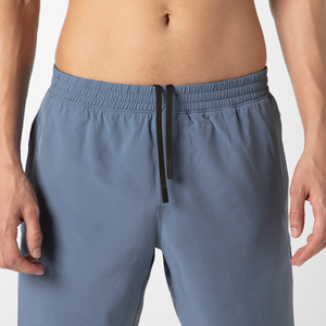 Shorts décontractés pour hommes, en coton mélangé, confortables, pour l'été, style uni, pour les occasions décontractées. - Product Image 4