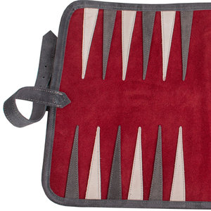 Jeu de backgammon en cuir avec dés, plateau de jeu portable pour voyage, design rouge classique, durable pour adultes - Product Image 5