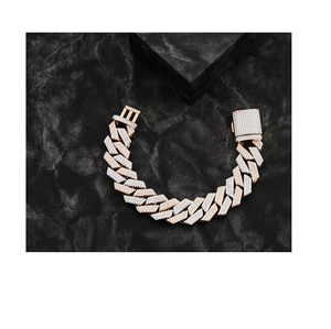 Bracelet gourmette en diamant de laboratoire VVS de créateur, taille brillant rond, bijoux fins, chaîne hip-hop, collection élégante - Product Image 1