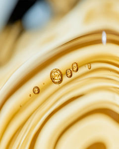 Isoeugenol Trans 88% Aceite Esencial Líquido de Clavo (CL-701) Aroma Van - Product Image 2