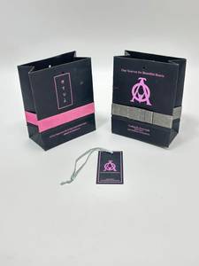Bolsas de Papel Premium para Empaquetado Minorista, Regalos y Soluciones de Empaquetado Ecológicas para Negocios Hoy - Product Image 3