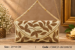 Bolso de mano tipo sobre con cuentas doradas y correa de cadena de perlas para fiesta de noche, elegante bolso de mano bordado con cuentas doradas para la noche. - Product Image 4