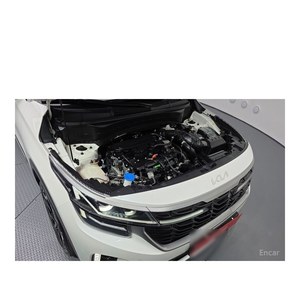 Kia Seltos 2023, 1.6 Turbo, 2WD, Gasolina, SUV con Caja de Cambios Automática, Emisión Euro V, Asientos de Cuero, Cámara Trasera, 24,918 km - Product Image 6