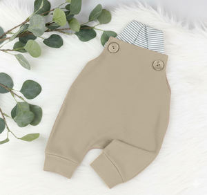 Peto para Niños Pequeños, Cómodo para Jugar y Salir de Paseo - Product Image 1