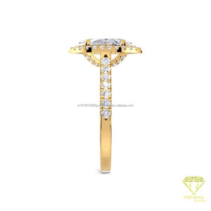 Anillo de compromiso de moissanita con corte marquesa y halo, de oro amarillo, con pavé, para boda, promesa o aniversario, para mujer - Product Image 3