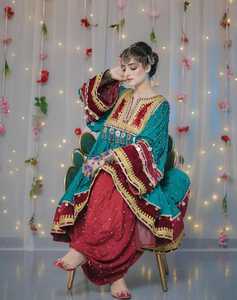 Nuevos Vestidos Afganos Kuchi Vintage Bordados a Mano para Mujer, Vestidos de Novia de Estilo Moderno en Varios Colores - Product Image 2