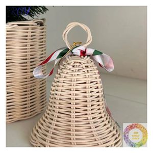 Adorno de Campana de Ratán Hecho a Mano para Tiendas de Regalos, Colecciones de Temporada, Regalos de Navidad y Decoración Rústica para el Hogar - Product Image 2