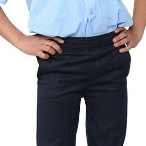 Ensemble uniforme scolaire personnalisé pour garçons : chemise bleu clair à manches courtes et pantalon bleu marine foncé – Tenue élégante pour l'école au quotidien - Product Image 5