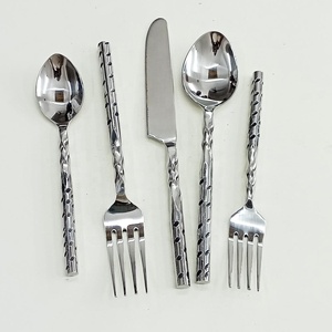 Modern <b>Gold</b> & Stainless Steel Cutlery Set with Royal Design Handle High Quality Customized Logo for Back to School - Product Image 1