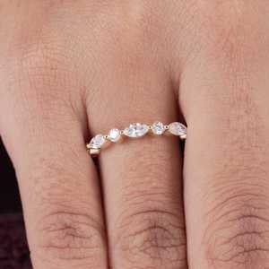 Anillo de media eternidad con diamantes de corte marquesa y redondo, cultivados en laboratorio, de oro macizo de 10K, para compromiso, boda, joyería de moda. - Product Image 4