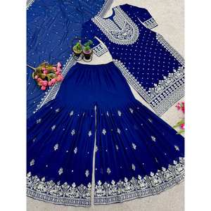 Conjunto de Salwar Kameez con Bordado Intenso y Lentejuelas, Top-Gharara y Dupatta para Bodas, Hecho de Poliéster - Product Image 2