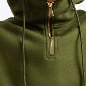 Conjunto de Sudadera con Capucha y Pantalones Cortos para Hombre de Alta Calidad, Ropa Deportiva Cómoda para Gimnasio, Traje Deportivo Transpirable, Diseño Personalizado - Product Image 3