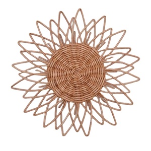 Ensemble de suspensions murales en rotin pour chambre d'enfant, magnifique panier mural en rotin pour la décoration - Product Image 1