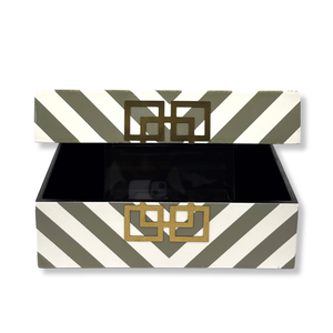 Caja de laca MDF Rectangular duradera hecha a mano, patrón geométrico de Chevron, acento dorado, joyería de almacenamiento decorativa moderna de lujo para el hogar - Product Image 3