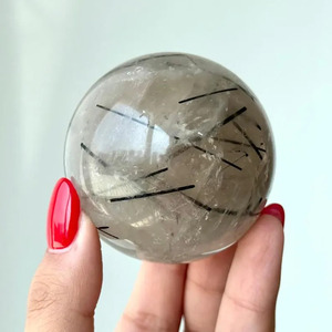 Esfera de Turmalina Negra Pulida, Bola de Cristal Natural, Decoración para el Hogar, Feng Shui, Pieza de Arte Coleccionable, Tendencia de Moda de Gujarat - Product Image 1