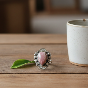 Bague vintage en rhodochrosite en forme de poire, argent sterling 925, plaqué or rose et or jaune, bijou bohème fait main, design unique - Product Image 5