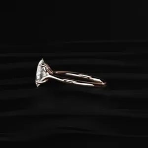 Anillo de compromiso ovalado solitario con piedra mística para mujer con claridad VVS-VS certificada por IGI - Product Image 4