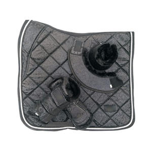 Nouveaux ensembles d'équipement équestre sur mesure comprenant un cache-mouches, une bride et une longe avec tapis de selle assortis - Product Image 1