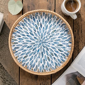 Plateau en nacre au design unique et traditionnel, plateau de service décoratif rond en nacre, élégant organisateur de maison - Product Image 1