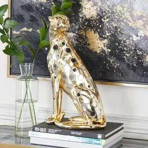 Sculpture décorative artisanale en fer, centre de table artistique pour villas de luxe, famille de hiboux en aluminium plaqué or de qualité supérieure - Product Image 1