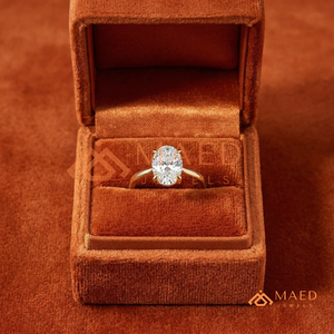 Anillo Solitario Clásico con Diamante de Laboratorio de Corte Ovalado, Anillo de Aniversario Chapado en Oro Amarillo de 14K en Oro Amarillo de 18K - Product Image 4