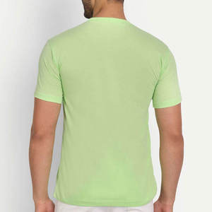 Nouveauté T-shirt pour homme en mélange polyester/coton, respirant et à séchage rapide, tissu de haute qualité, forte demande à prix raisonnables - Product Image 2