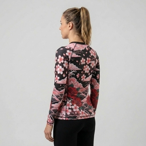 High Quality Training Wear Slim Fit <b>Women's</b> <b>Rash</b> <b>Guard</b> Top Selling Product <b>Women</b> Short Sleeve Compression Shirt <b>Rash</b> <b>Guard</b> - Product Image 3