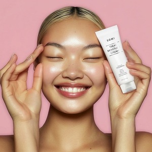 [Gift Total Logistics] Crème hydratante pour le visage SOMI 100ml Soin barrière d'hydratation Formule au glutathion pour tous types de peau Lotion pour la peau - Product Image 3