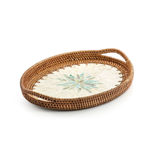 Plateau rond en rotin tressé à la main avec incrustation de mosaïque verte et poignées robustes en bois, disponible à prix de gros. - Product Image 2