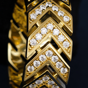 แหวนเพชรโมอิสทรงกลมตัดสไตล์วินเทจสีทอง S925ออกแบบหัวลูกศรส่วนตัวสำหรับงานแต่งงานงานตามสั่ง - Product Image 6