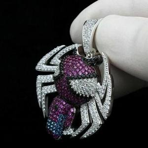 Colgante de Araña con Circonitas Redondas Brillantes, Plata 925, Microincrustaciones, Amuleto de Insecto de Lujo, Unisex, para Uso Diario - Product Image 1