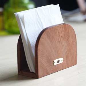Porte-serviettes en bois élégant pour la décoration de table, l'organisation de la cuisine, le service de restaurant et comme article cadeau pour la maison - Product Image 3