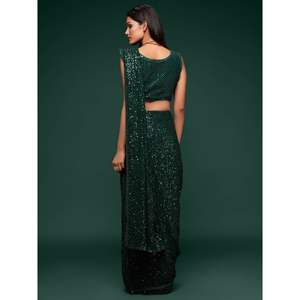 Adorable Saree vert à sequins en georgette avec chemisier - Product Image 2