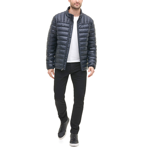 Blouson court matelassé léger et chaud pour homme, col montant, fermeture éclair intégrale, vêtement d'extérieur décontracté pour l'hiver, fabrication OEM ODM personnalisée - Product Image 2