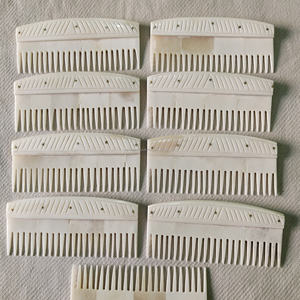 Peine para Barba Vikingo Hecho a Mano con Hueso de Búfalo, Peine Natural para el Cuidado de la Barba para Hombres al Mejor Precio - Product Image 5