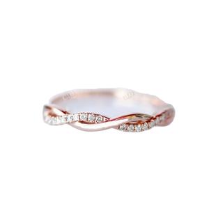 Elegant <b>Rose</b> Gold Lab Grown Diamond Twisted <b>Infinity</b> Eternity Wedding Band IGI Certified for Party & Anniversary - Product Image 1