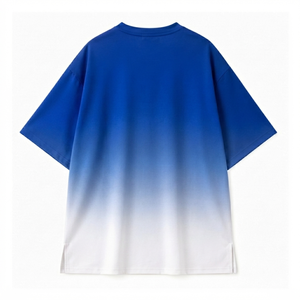 Camiseta Sorority Extra Grande con Degradado Azul y Blanco Personalizada para Mujer, Corte Holgado, Cuello en V, Ropa Universitaria Griega, Algodón de Alta Calidad - Product Image 4