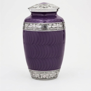 Urna Funeraria de Metal Elegante Hecha a Mano, con Banda de Hojas Grabadas en Plata, Urna de Cremación de Latón Morado para Cenizas de Adultos - Product Image 1