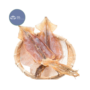 Calamars séchés Blue Lotus avec peau, tubes entiers de 20-22 cm, surgelés en couches, emballage sous vide, 25 kg, fruits de mer - Product Image 1