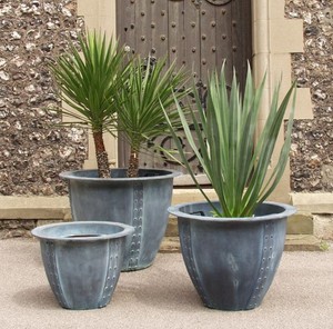Vente en gros de pots de fleurs de jardin en cuivre pur antique avec finition verdigrisée, grands pots décoratifs en métal galvanisé - Product Image 5