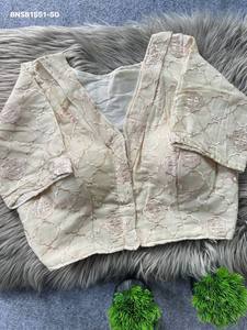 Chemisier rembourré à col en V pour femme, en coton cambriqué de qualité supérieure avec sequins en fil de coton pur et broderies, tendance - Product Image 4