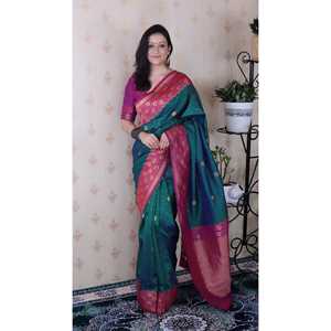 Sari en soie verte douce Banarasi ondulé, unique, tissé avec des fils Zari, vêtements traditionnels chinois, tissages d'élite, 650g - Product Image 6