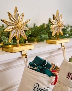 Soporte moderno para calcetines navideños con estrella dorada para chimenea, colgador de Navidad con peso, gancho metálico con diseño de estrella, decoración navideña, adorno de Navidad - Product Image 2
