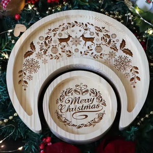 Ensemble de service en bois fait main festif avec motif joyeux Noël Finition en bois naturel écologique en forme de lune - Product Image 1