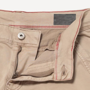 Pantalon cargo homme en coton durable, coupe slim, taille droite, écologique, robuste, pour l'aventure en extérieur et le style urbain - Product Image 6