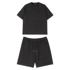 Ensemble de vêtements décontractés pour hommes en coton de haute qualité, vente en gros personnalisée, 2 pièces, t-shirt et short, tenue de sport pour hommes - Product Image 2